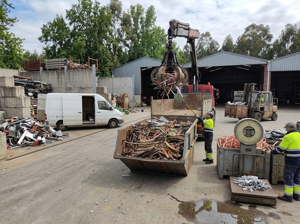Foto 1 Compra de metales y chatarra para empresas en Chantada