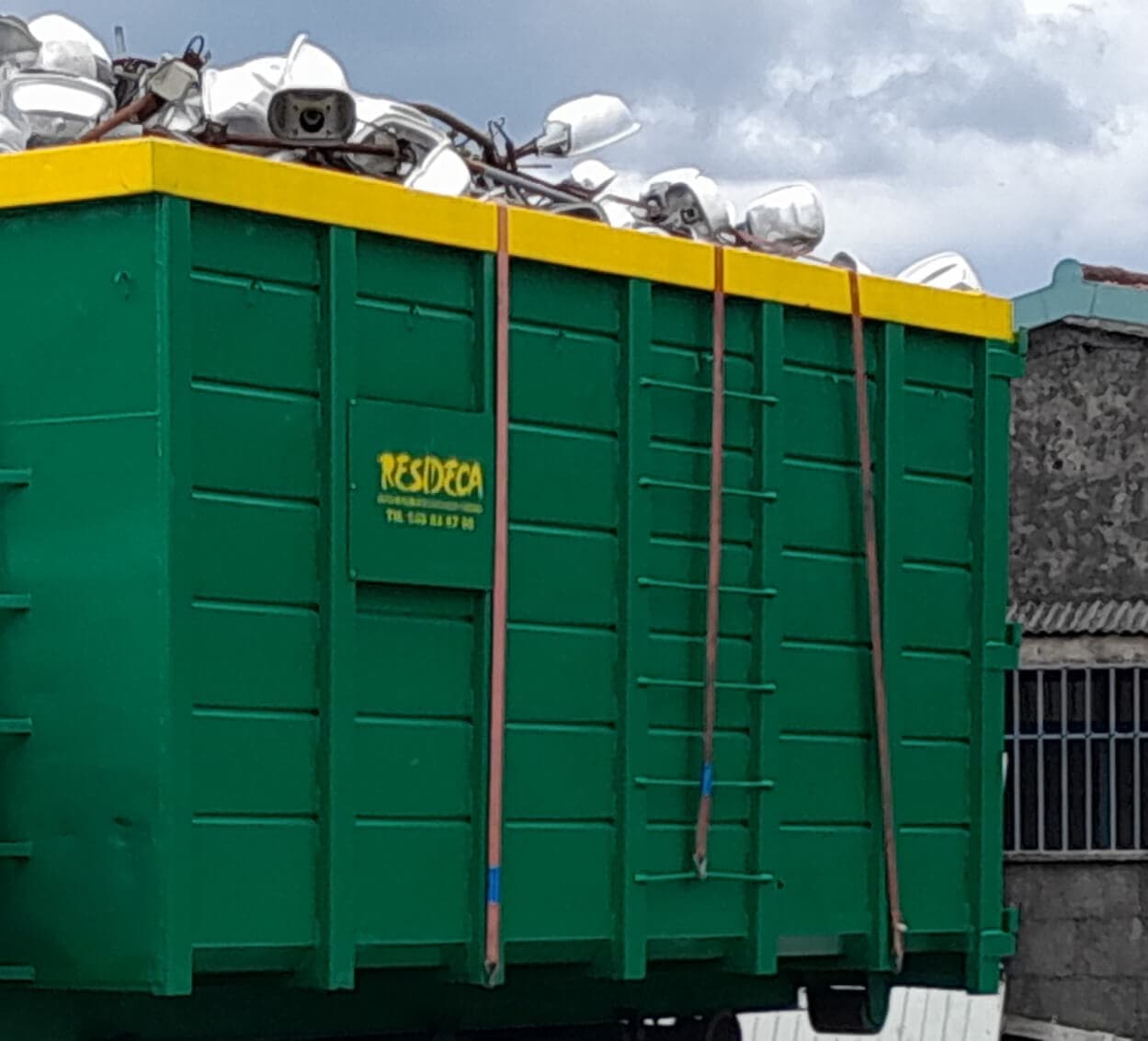 Alquiler de contenedores de obra en Ourense