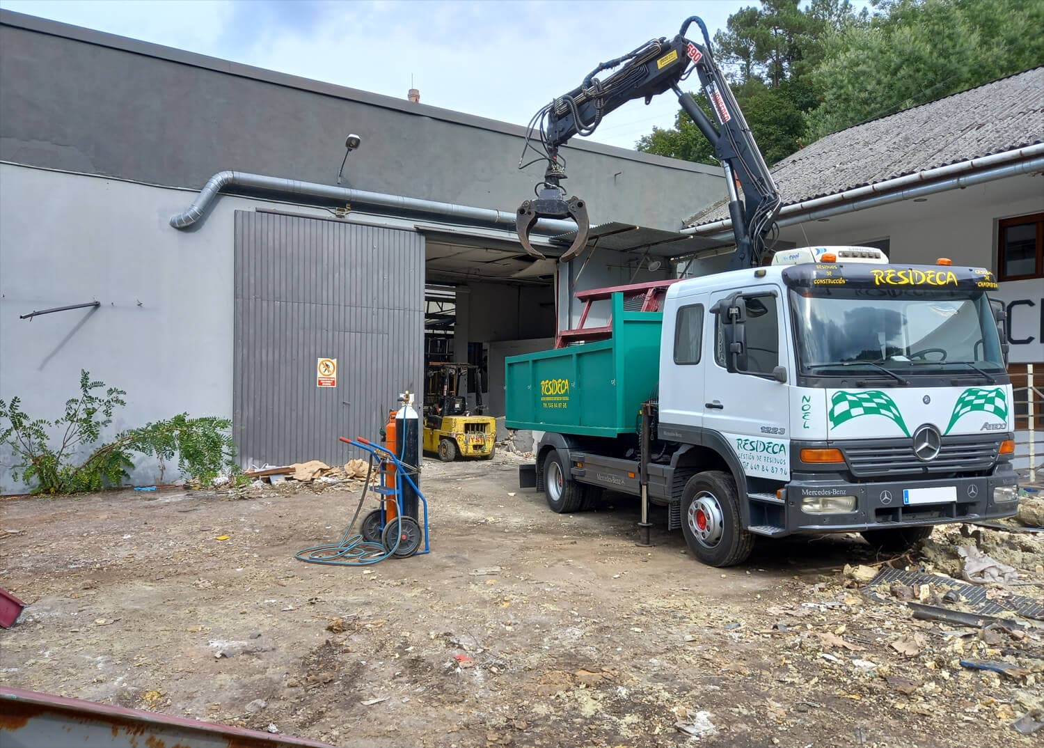 Alquiler de contenedores de obra en Ourense